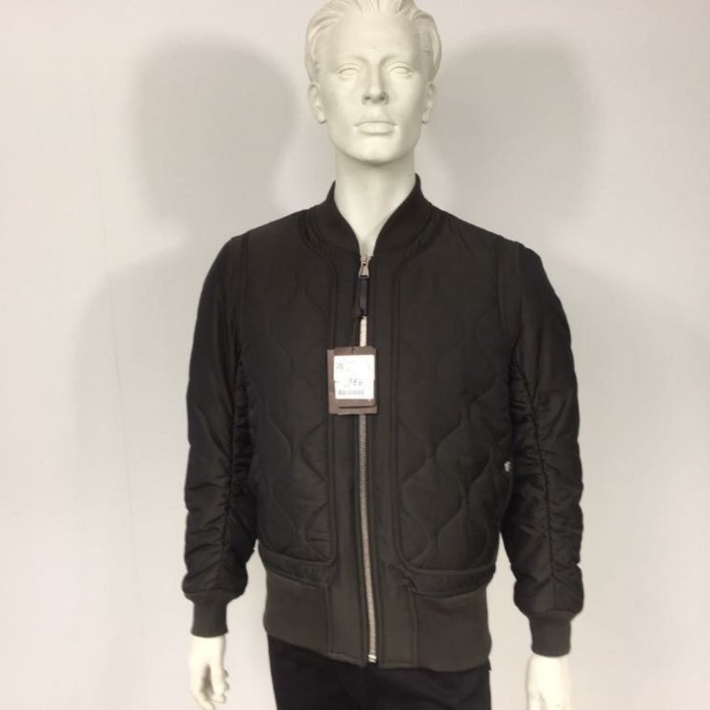 New Authentic Louis Vuitton Men's Clothing Quilted
